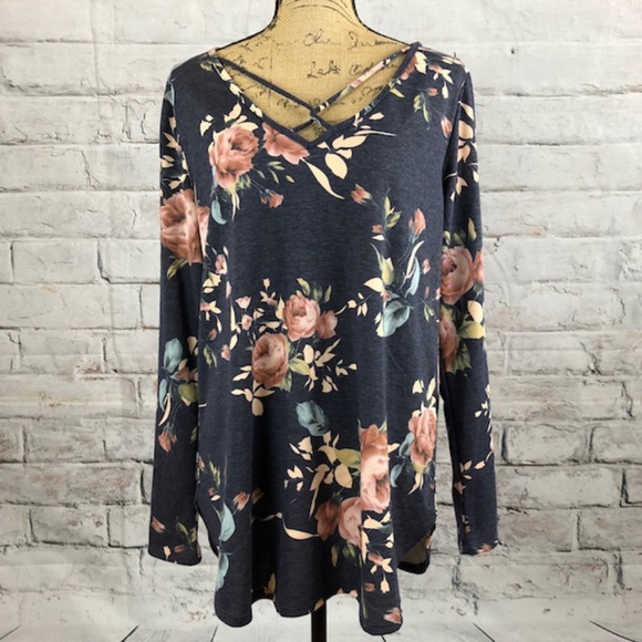 a.gain Tops - Boutique Stunning Floral Criss Cross V-neck Top